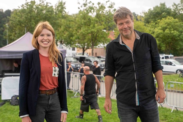 Marlene Schönberger - Bundestagsdirektkandidatin für den Wahlkreis 230 Rottal-Inn - mit Robert Habeck - Foto: Schoyerer