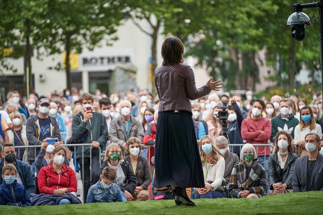 Bundeskanzler-Kandidatin der Grünen Annalena Baerbock auf ihrer Wahlkampftour in Passau. - Foto: Tobias Köhler